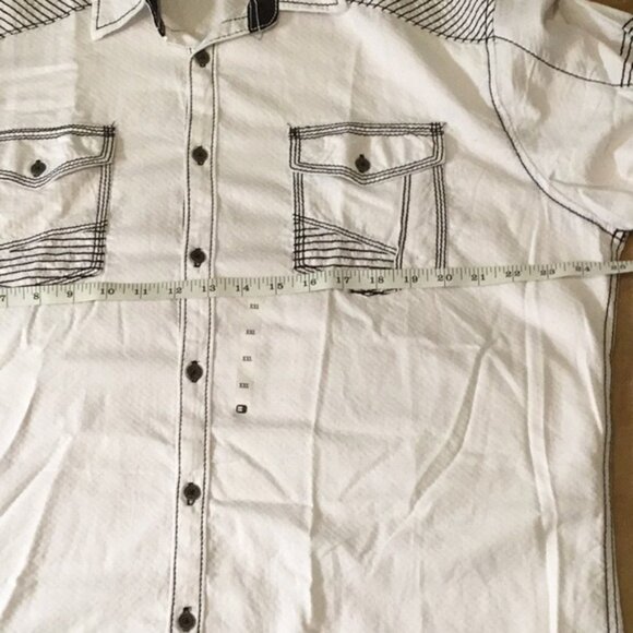 Buckle White Button-Up Shirt with Black Accents - Picture 4 of 11